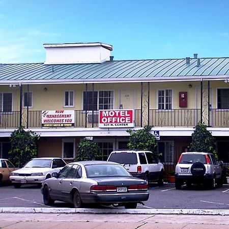 Stockton Travelers Motel Kültér fotó